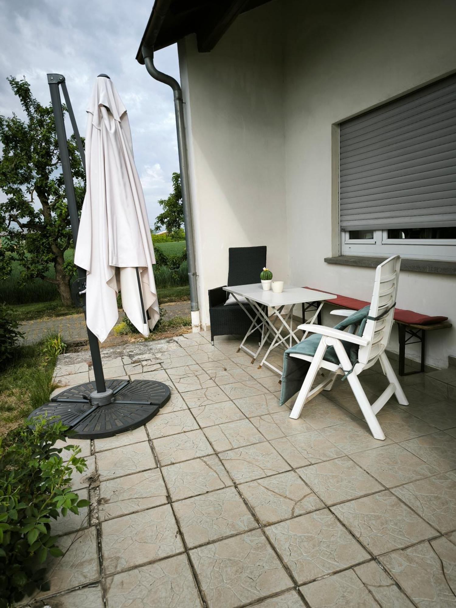 Aussichtsreich Apartment Kirchheim am Neckar ภายนอก รูปภาพ